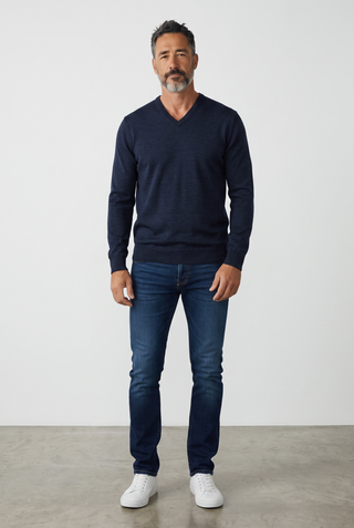 Clipper - Milan - V-neck made of merino wool